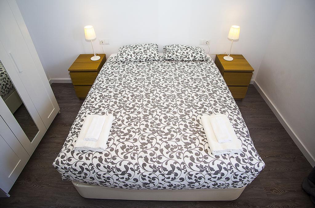 Camp Nou Apartment Оспиталет-де-Льобрегат Экстерьер фото